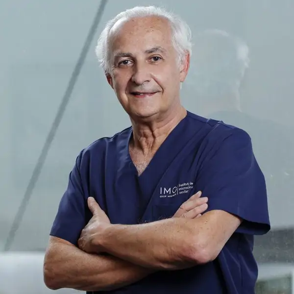 Dr. Corcóstegui, oftalmólogo: 